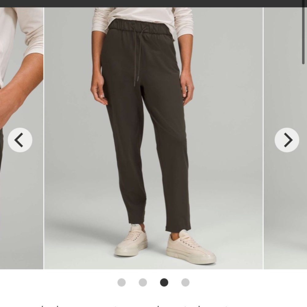 Lululemon Stretch High-Rise Pant 7/8 Length in Dark Olive size 6
